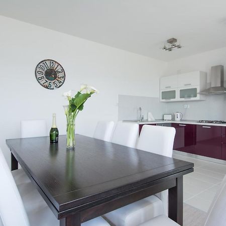Lux Apartman S Pogledom Na More Trogir Dış mekan fotoğraf